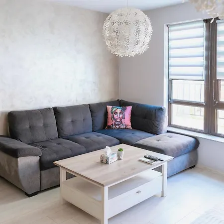 Cozy Summer Breeze Apartment *