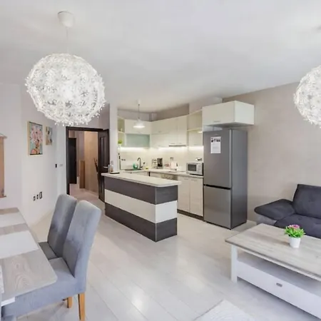 Apartment Cozy Summer Breeze Warna