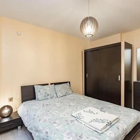 Cozy Summer Breeze Apartment Warna
